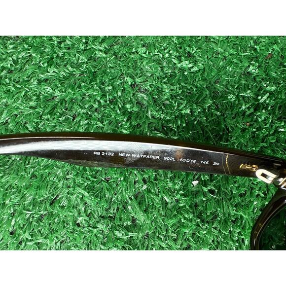 Ray-Ban New Wayfarer Sunglasses 55mm Brown Clear Made in Italy RB2132 - Picture 5 of 6